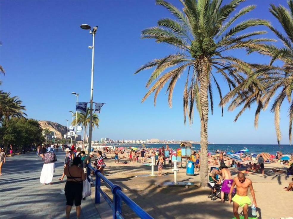 Lovely, New, Bright 3 Mins To Beach Apt 105 Sq Meters Alicante Esterno foto